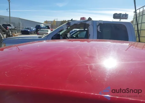 2018 Volkswagen Beetle 2.0T Coast/2.0T S из США, поврежденный, VIN 3VWFD7AT6JM716994